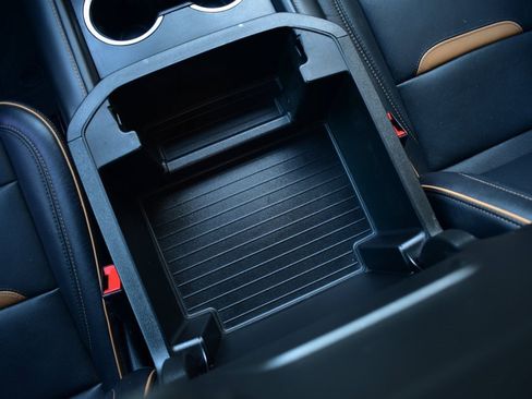 Used 2023 GMC Yukon XL AT4 w/ AT4 Premium Plus Package image 38