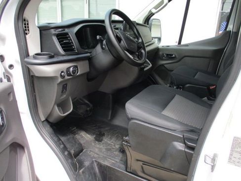 Used 2024 Ford Transit 250 Low Roof w/ Exterior Upgrade Package RWD image 11