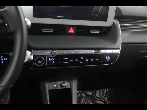 Certified 2024 Hyundai Ioniq 5 SEL AWD/4WD image 14