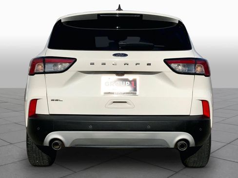 Certified 2022 Ford Escape SEL w/ Technology Package FWD image 5