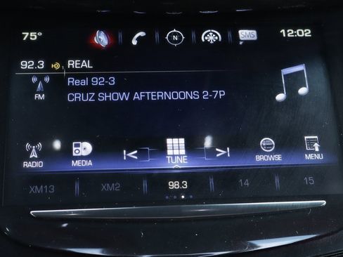 Used 2019 Cadillac Escalade Platinum image 32