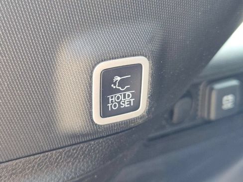 Certified 2024 Jeep Grand Cherokee Altitude AWD/4WD image 15