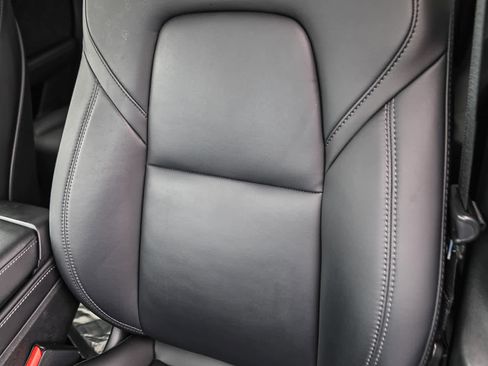 Used 2022 Tesla Model Y Performance AWD/4WD image 26