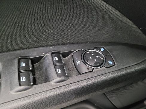 Used 2018 Ford Fusion SE w/ Fusion SE Technology Package FWD image 27