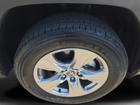 Certified 2023 Toyota RAV4 XLE image 22