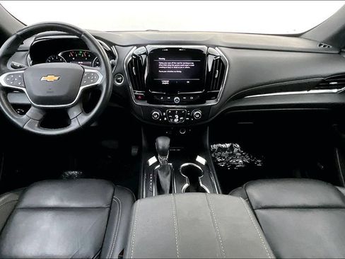 Used 2023 Chevrolet Traverse LT w/ LT Premium Package FWD image 18
