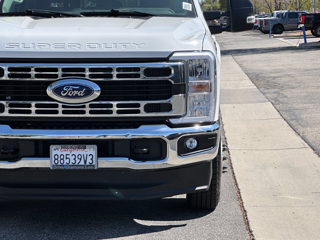 Used 2024 Ford F350 XLT AWD/4WD image 13