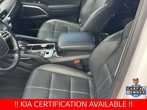 Certified 2022 Kia Telluride EX w/ EX Premium Package FWD image 17