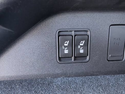 Used 2022 Lexus RX 450hL Luxury w/ Cold Area Package (CT) AWD/4WD image 31