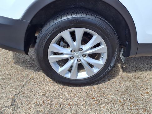 Used 2015 Toyota RAV4 XLE FWD image 30