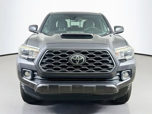 Used 2020 Toyota Tacoma TRD Sport RWD image 2