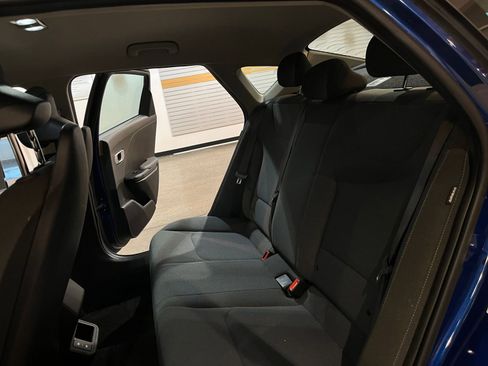 Used 2025 Kia K4 LXS image 38