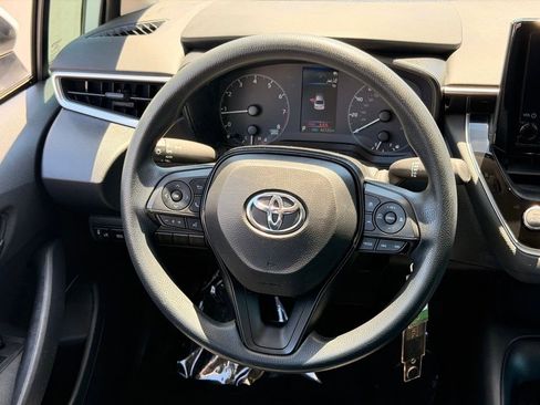 Used 2024 Toyota Corolla LE FWD image 19