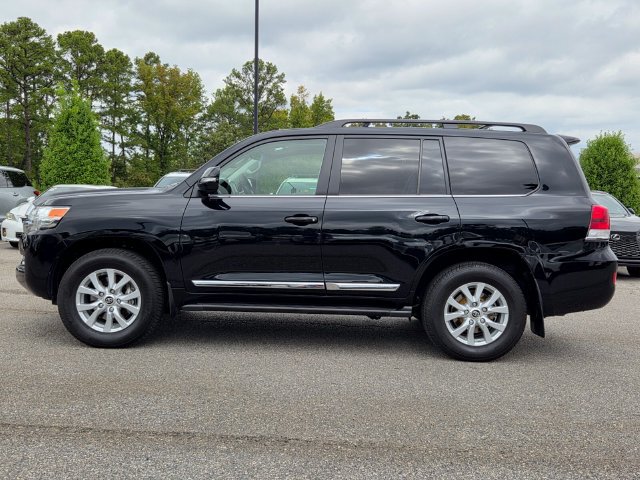 Used 2016 Toyota Land Cruiser AWD/4WD image 2