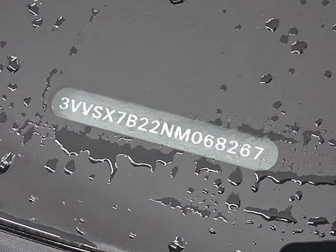 Used 2022 Volkswagen Taos SE image 17