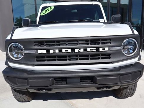 Used 2025 Ford Bronco Big Bend image 15