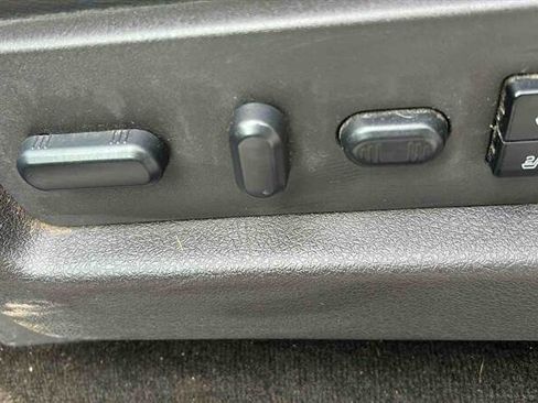 Used 2014 Ford F150 FX4 w/ Equipment Group 402A Luxury image 22