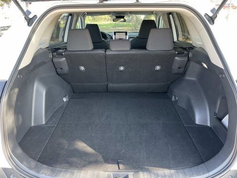 Used 2024 Toyota RAV4 LE image 21