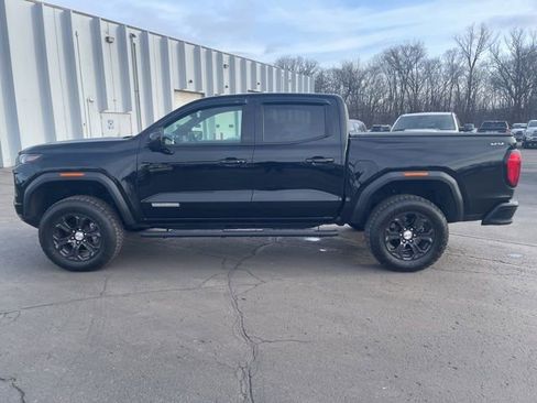 Used 2024 GMC Canyon Elevation w/ Elevation Premium Package image 5