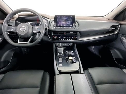 Used 2023 Nissan Rogue SV w/ SV Premium B Package image 21