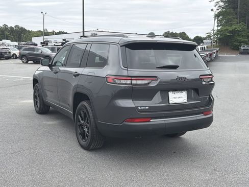 New 2026 Jeep Grand Cherokee L 2WD image 6