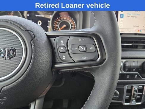 Used 2025 Jeep Wrangler Unlimited Sport AWD/4WD image 23