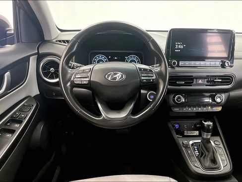 Certified 2023 Hyundai Kona Limited FWD image 5