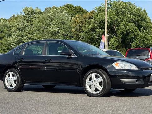 Used 2014 Chevrolet Impala Police FWD image 3