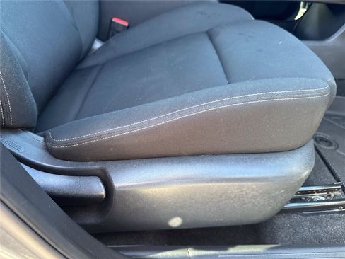 Used 2023 Nissan Rogue S FWD image 34
