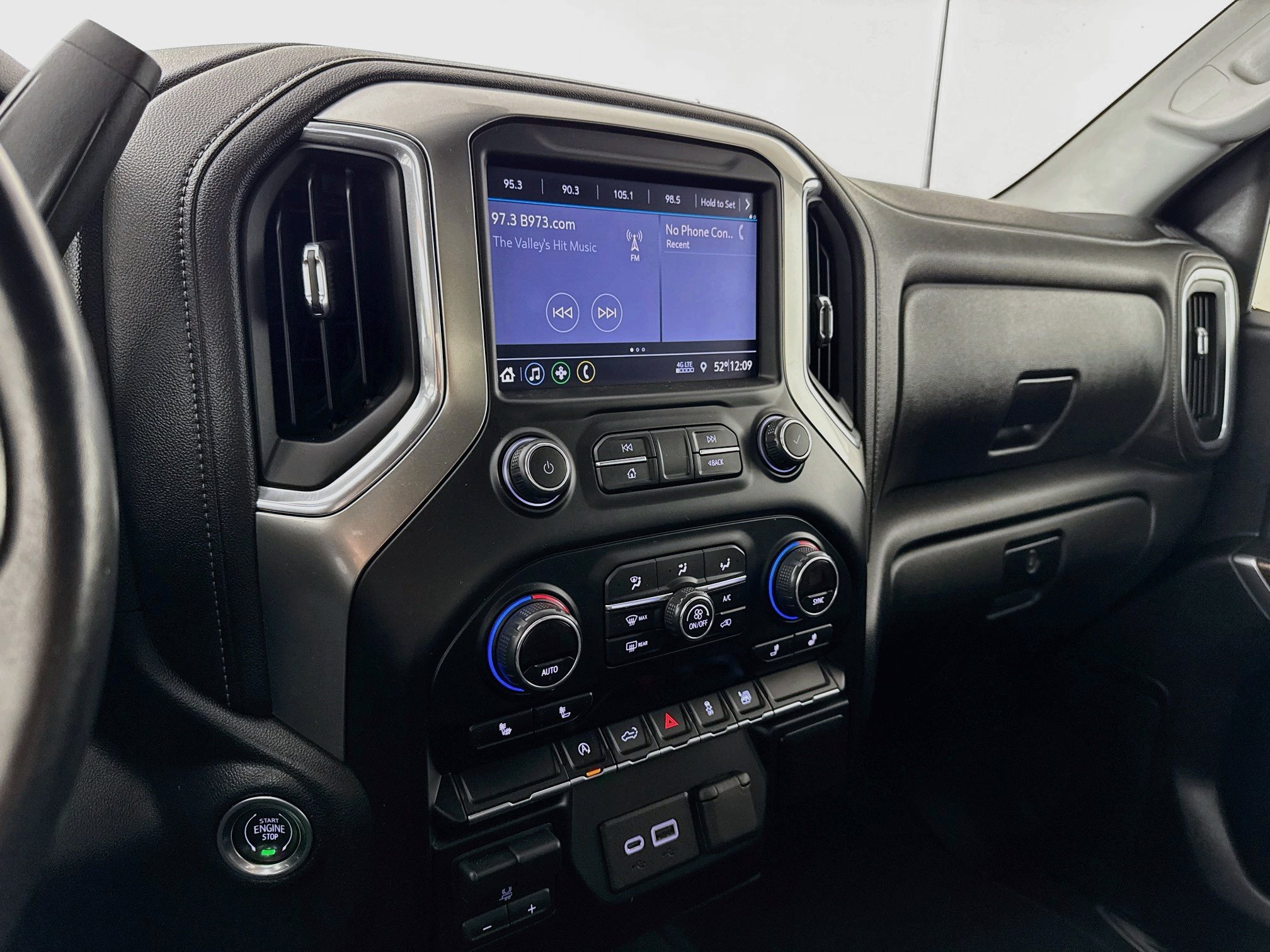 Used 2019 Chevrolet Silverado 1500 LT w/ True North Edition AWD/4WD image 17