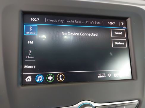 Used 2020 Chevrolet Equinox LT FWD image 20