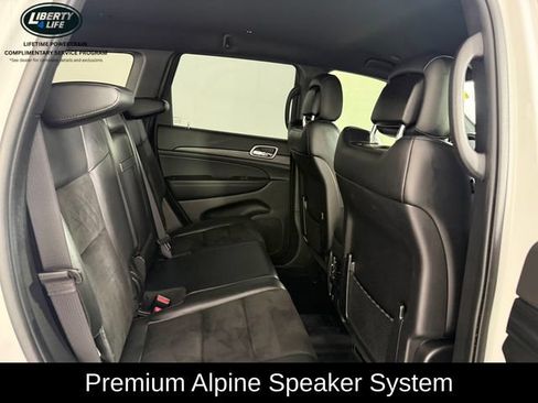 Used 2022 Jeep Grand Cherokee Laredo X AWD/4WD image 17