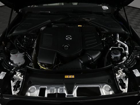 Used 2025 Mercedes-Benz E 350 Sedan image 31