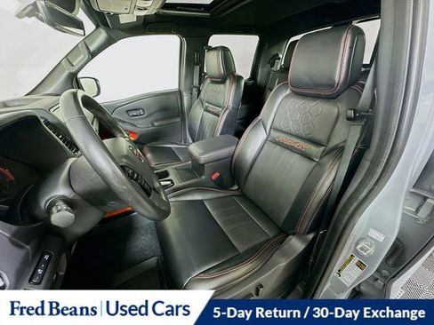 Used 2023 Nissan Frontier PRO-4X w/ Pro-4X Premium Package AWD/4WD image 29