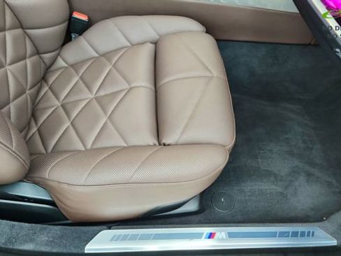 Used 2023 BMW 740i w/ Parking Assistance Package RWD image 22