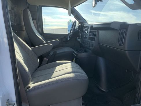 New 2025 Chevrolet Express 4500 w/ Power Convenience Package RWD image 26