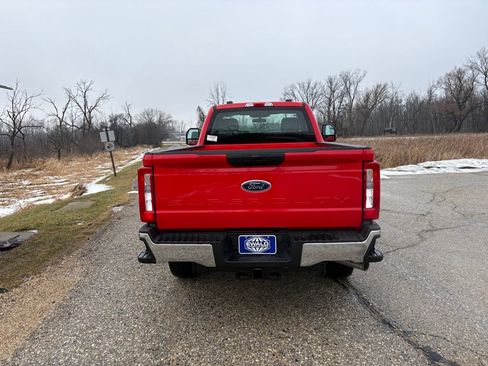 New 2025 Ford F250 XL w/ XL Chrome Package image 9