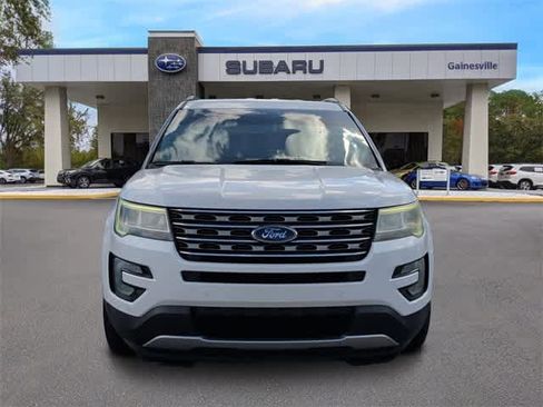 Used 2016 Ford Explorer XLT w/ Equipment Group 202A image 9