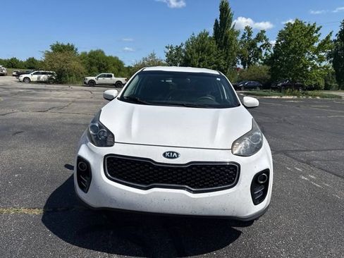 Used 2017 Kia Sportage LX AWD/4WD image 2