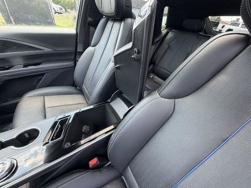 Used 2025 Cadillac Lyriq Luxury AWD/4WD image 72