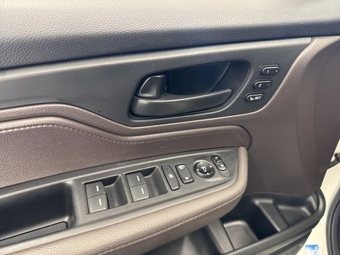 Used 2019 Honda Odyssey EX-L image 36