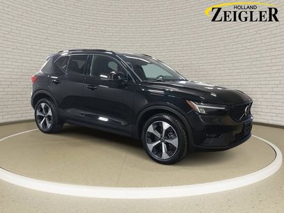Used 2024 Volvo XC40 B5 Plus w/ Climate Package