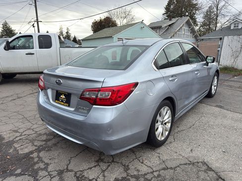 Used 2017 Subaru Legacy 2.5i Premium image 6