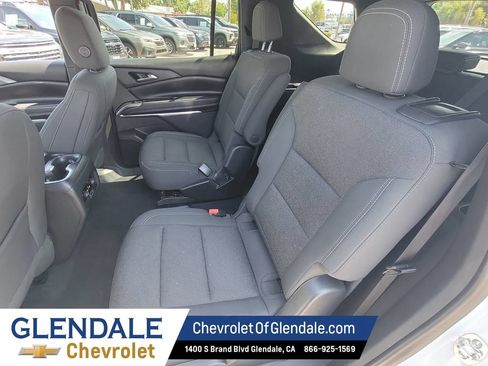 Certified 2024 Chevrolet Traverse LT AWD/4WD image 21