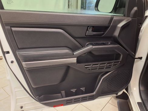 Used 2024 Toyota Tacoma SR5 image 27