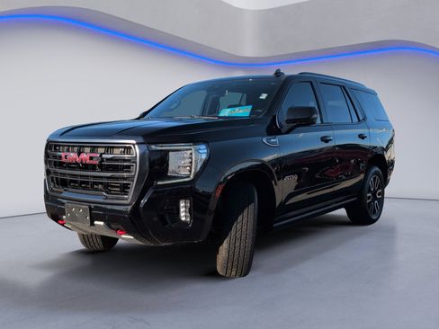 Used 2023 GMC Yukon AT4 w/ AT4 Premium Package image 10