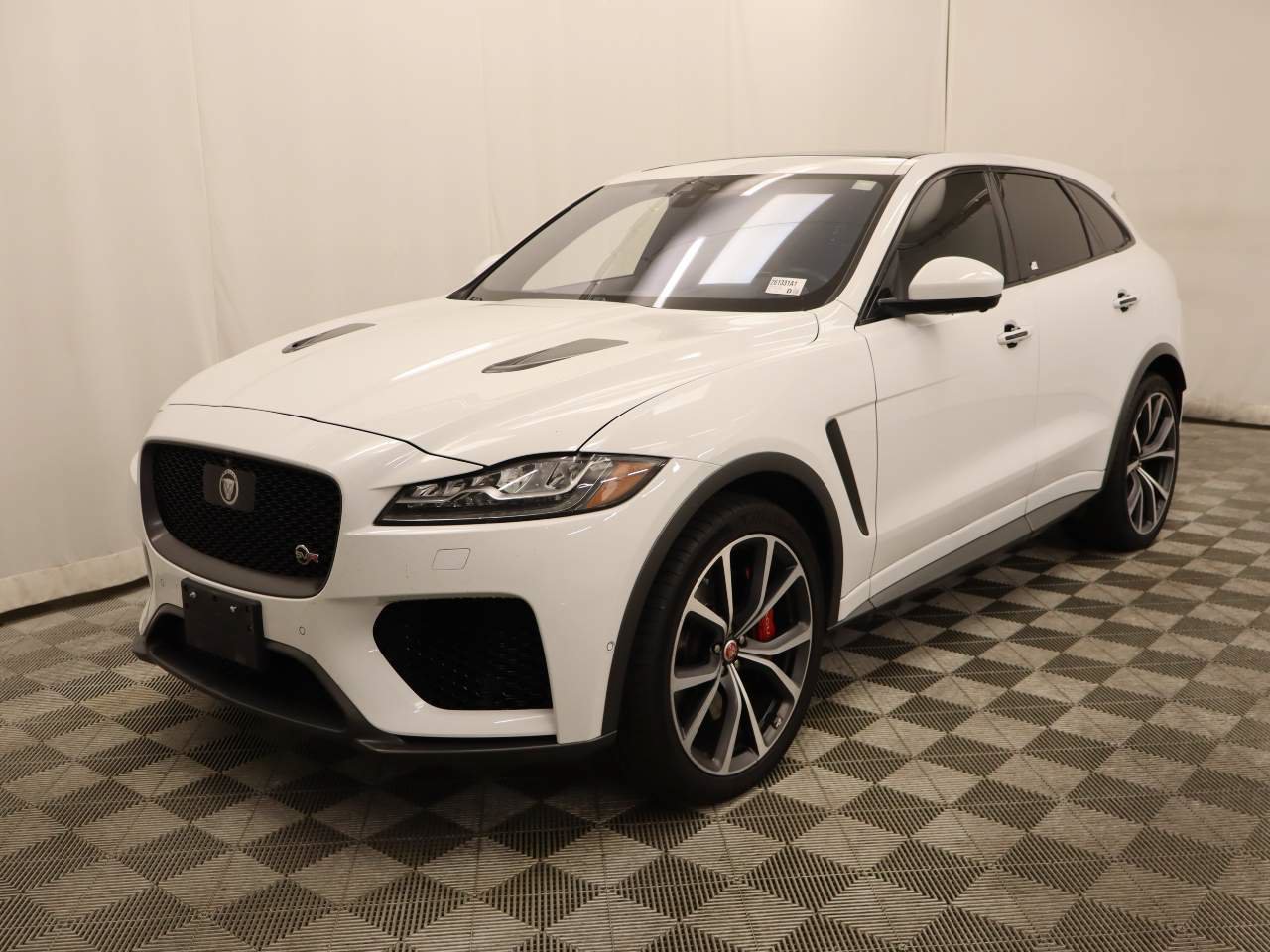 Used 2020 Jaguar F-PACE SVR AWD/4WD image 1