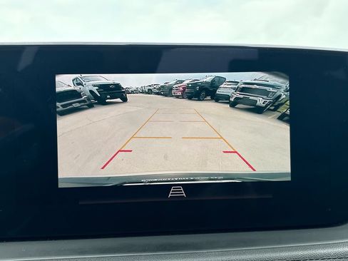 Used 2025 Buick Encore GX Preferred FWD image 35