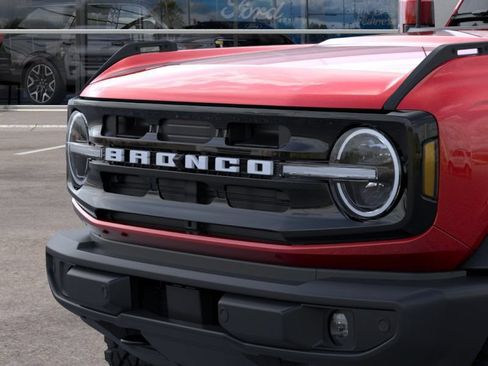 New 2026 Ford Bronco Outer Banks w/ Sasquatch Package AWD/4WD image 19