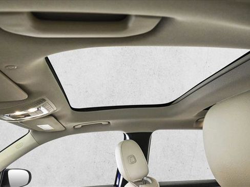 Used 2021 Mercedes-Benz GLB 250 4MATIC image 17